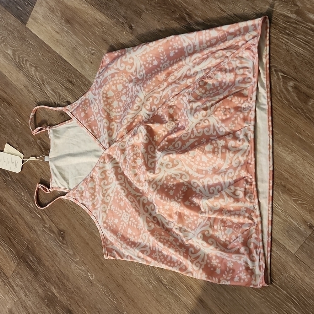 AOKOSOR top size XL pink white New with tags
